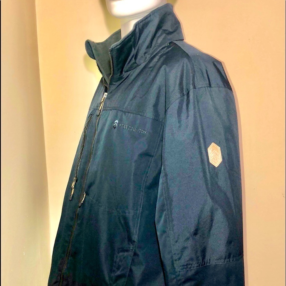 FREE Country 🧥